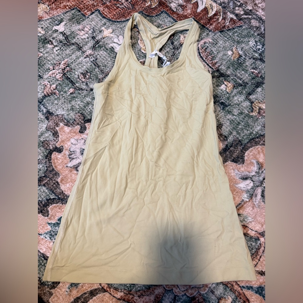 Light green Lululemon top